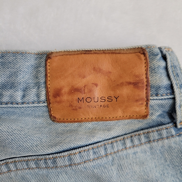 Moussy Vintage Teaneck Straight Leg Jeans Size 26 Ripped Knee - Picture 12 of 16